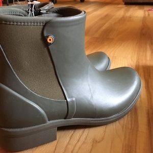 Bogs rainboots - brand new with tags